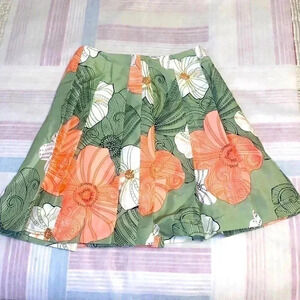 🏵️ Summer Skirt  👗100% Silk 🏵️ Clean Condition